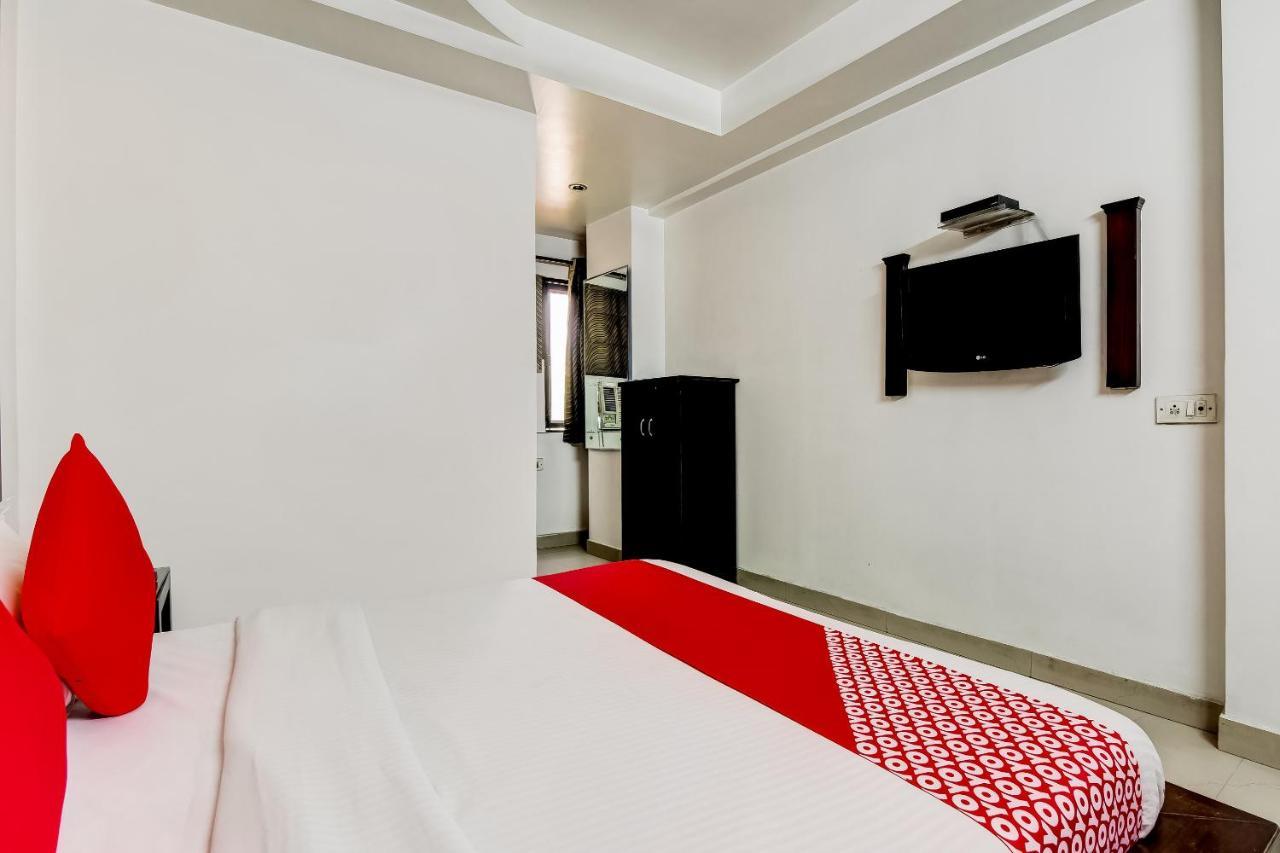 OYO 7781 Hotel Sai International Neu-Delhi Exterior foto