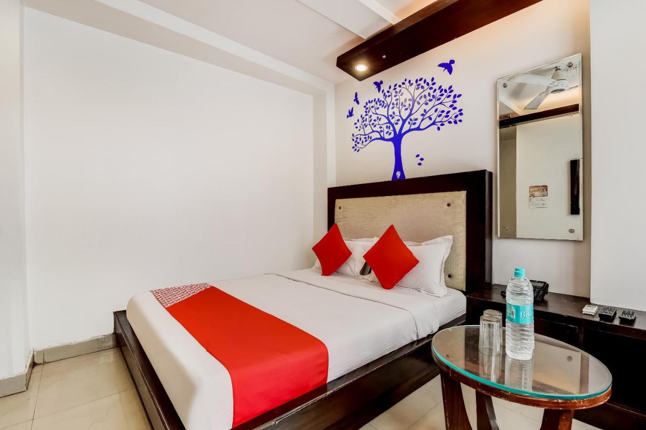 OYO 7781 Hotel Sai International Neu-Delhi Exterior foto