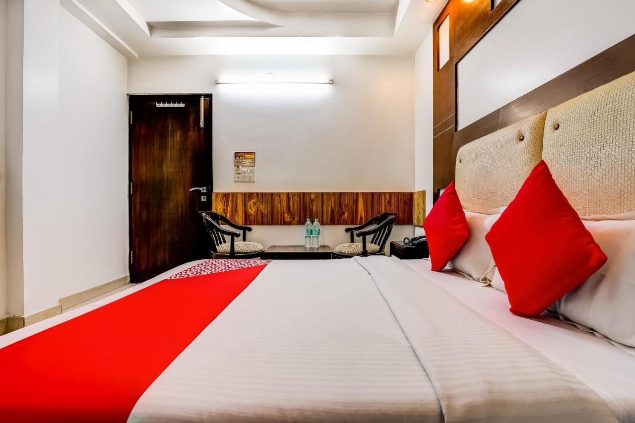 OYO 7781 Hotel Sai International Neu-Delhi Exterior foto