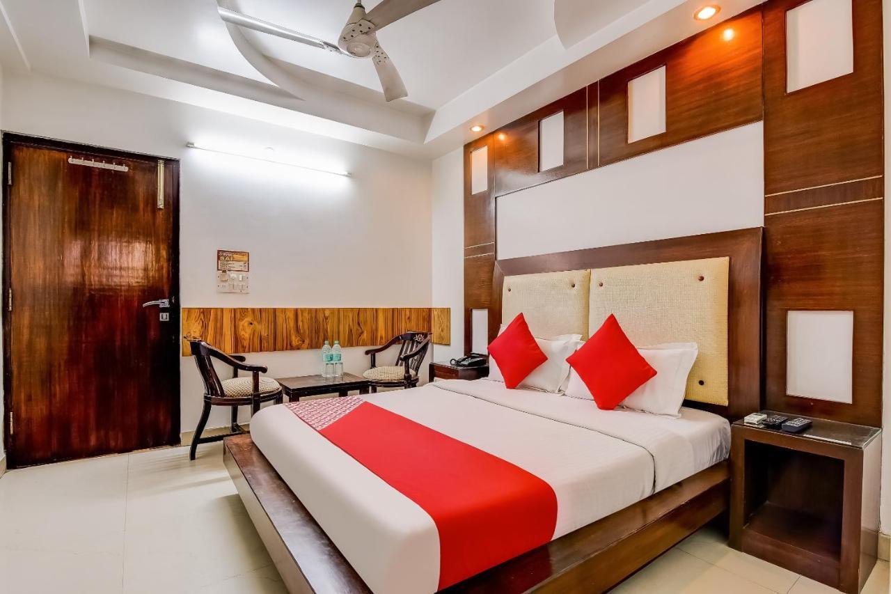 OYO 7781 Hotel Sai International Neu-Delhi Exterior foto